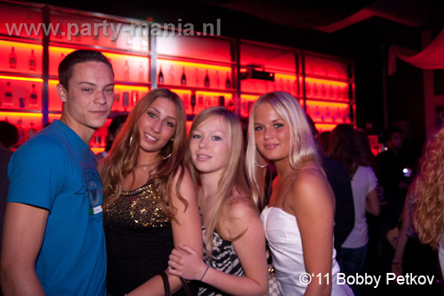 110617_060_maximaal_club_leparis_partymania_denhaag