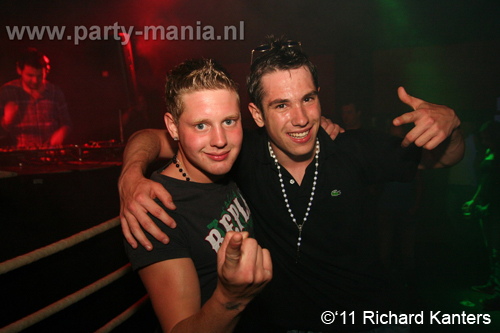 110618_012_beukgevaar_bazart_partymania_denhaag