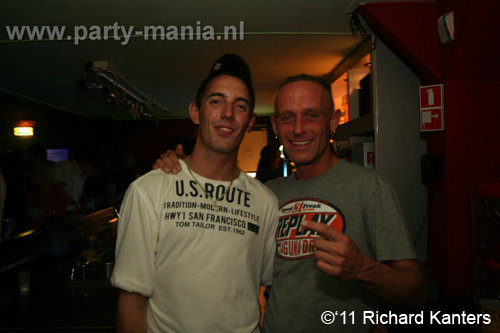 110618_018_beukgevaar_bazart_partymania_denhaag