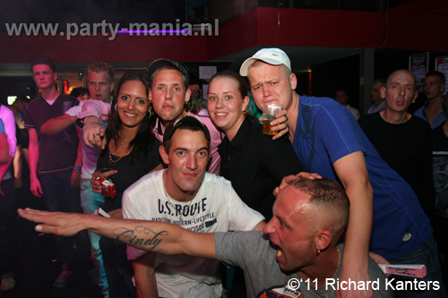 110618_041_beukgevaar_bazart_partymania_denhaag