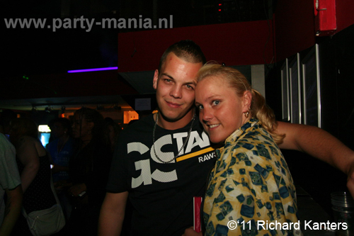 110618_055_beukgevaar_bazart_partymania_denhaag