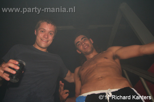 110618_067_beukgevaar_bazart_partymania_denhaag