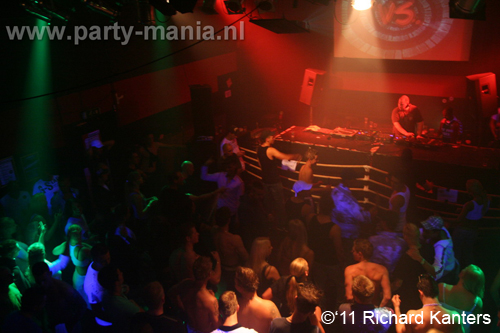 110618_071_beukgevaar_bazart_partymania_denhaag