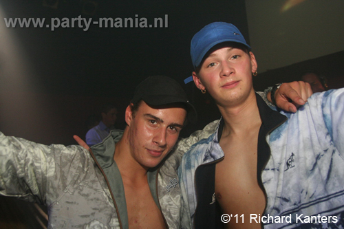 110618_091_beukgevaar_bazart_partymania_denhaag
