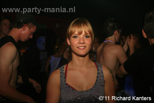110618_121_beukgevaar_bazart_partymania_denhaag