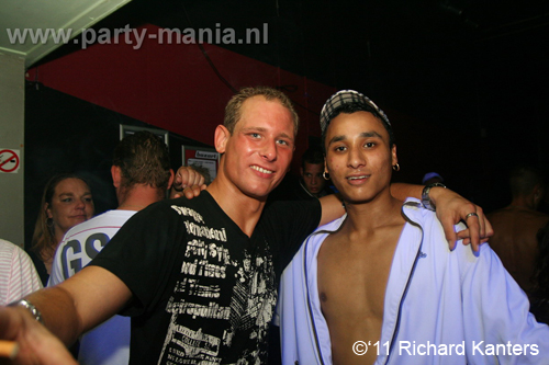 110618_160_beukgevaar_bazart_partymania_denhaag