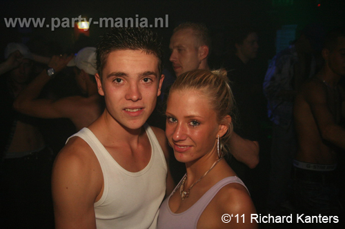 110618_179_beukgevaar_bazart_partymania_denhaag