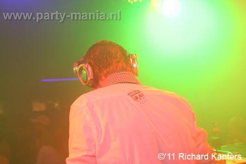 110618_183_beukgevaar_bazart_partymania_denhaag