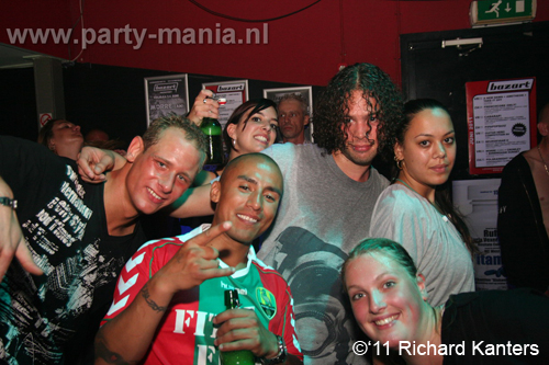 110618_188_beukgevaar_bazart_partymania_denhaag