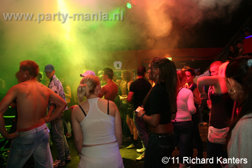 110618_197_beukgevaar_bazart_partymania_denhaag