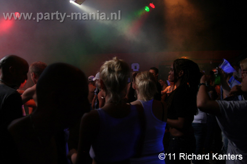 110618_198_beukgevaar_bazart_partymania_denhaag