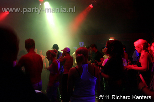 110618_199_beukgevaar_bazart_partymania_denhaag