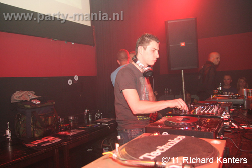 110618_217_beukgevaar_bazart_partymania_denhaag
