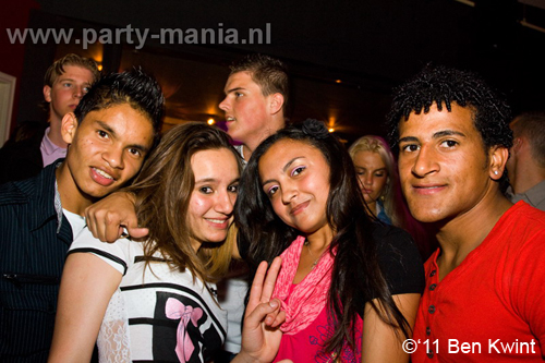 110624_005_maximaal_club_leparis_partymania_denhaag