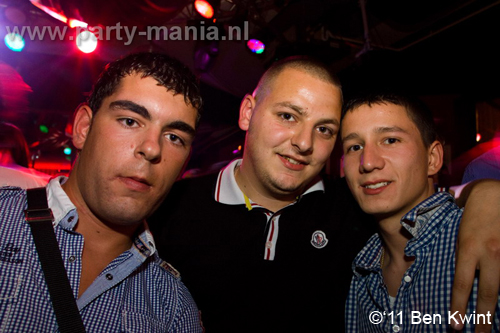 110624_015_maximaal_club_leparis_partymania_denhaag