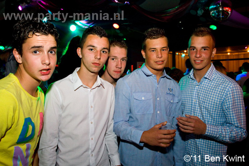 110624_018_maximaal_club_leparis_partymania_denhaag