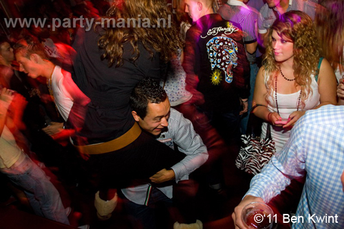 110624_019_maximaal_club_leparis_partymania_denhaag