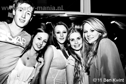 110624_038_maximaal_club_leparis_partymania_denhaag