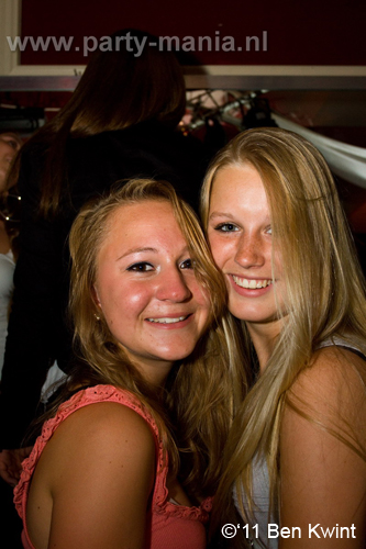 110624_039_maximaal_club_leparis_partymania_denhaag