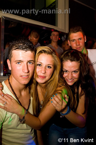 110624_061_maximaal_club_leparis_partymania_denhaag