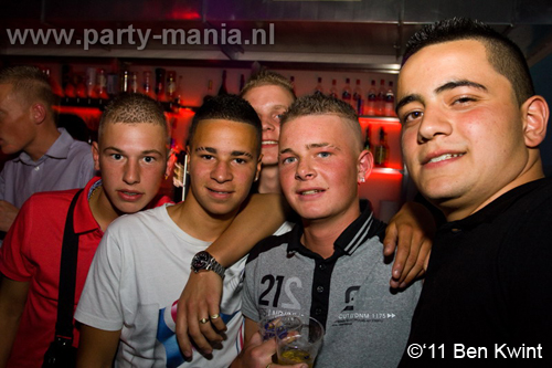 110624_080_maximaal_club_leparis_partymania_denhaag