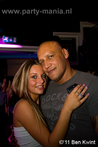 110624_095_maximaal_club_leparis_partymania_denhaag