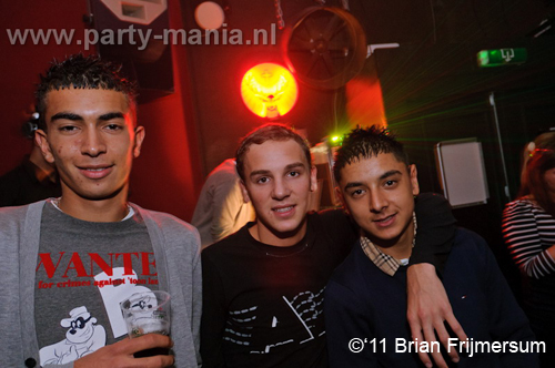 110625_001_hangover_club_seven_partymania_denhaag