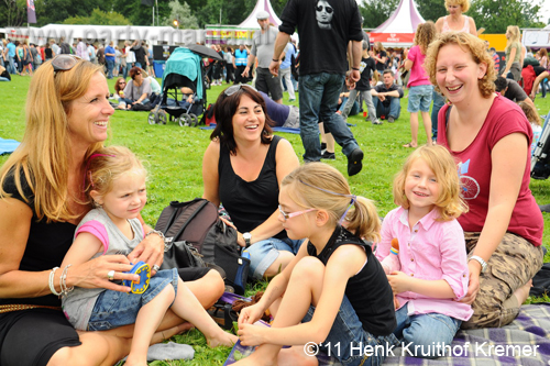 110626_021_parkpop_zuiderpark_partymania_denhaag