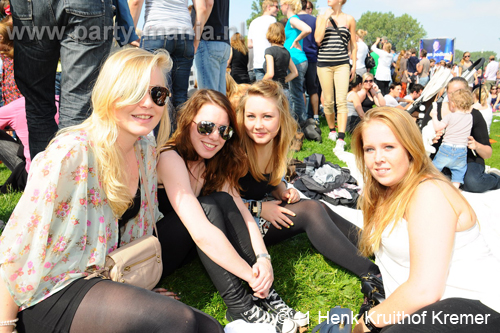 110626_187_parkpop_zuiderpark_partymania_denhaag