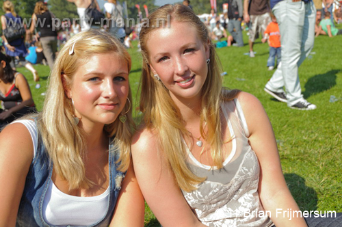 110626_037_parkpop_zuiderpark_partymania_denhaag