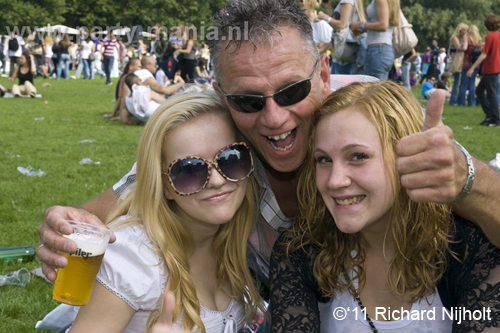 110626_095_parkpop_zuiderpark_partymania_denhaag