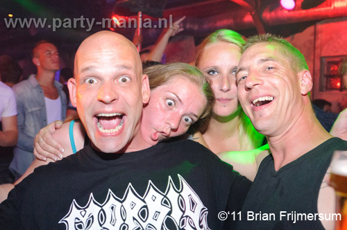 110702_090_90s_only_westwood_partymania_denhaag