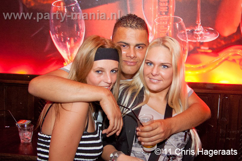 110716_128_club_luden_partymania_denhaag