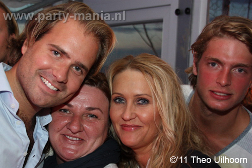 110807_045_gem_sessions_whoosah_partymania_denhaag