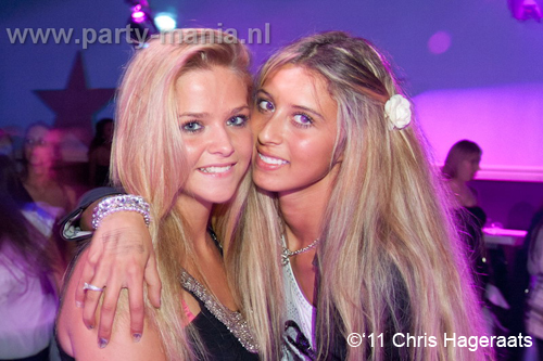 110820_027_dopenez_club_leparis_partymania_denhaag