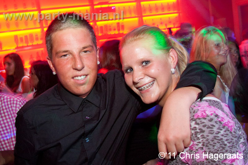 110820_031_dopenez_club_leparis_partymania_denhaag