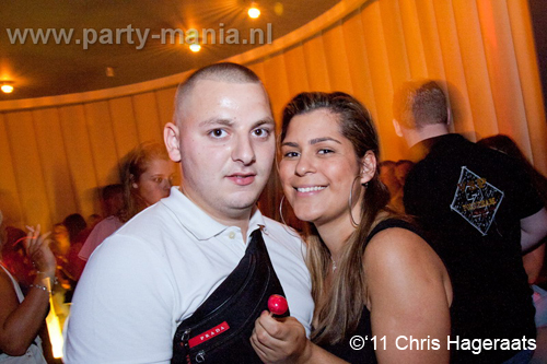 110820_051_dopenez_club_leparis_partymania_denhaag