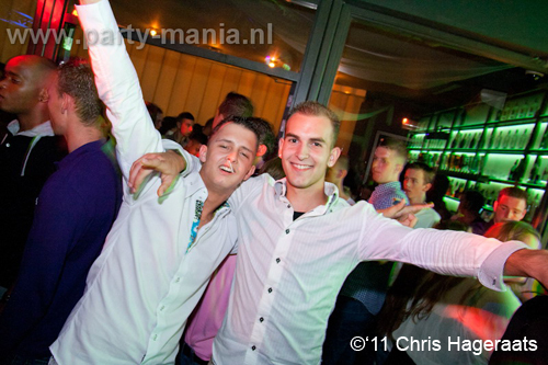 110820_077_dopenez_club_leparis_partymania_denhaag