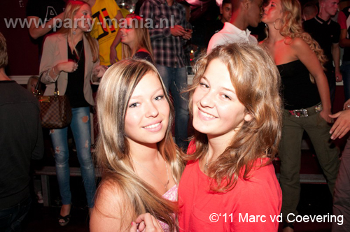 110826_004_maximaal_club_leparis_partymania_denhaag