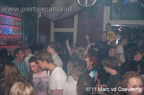 110826_012_maximaal_club_leparis_partymania_denhaag