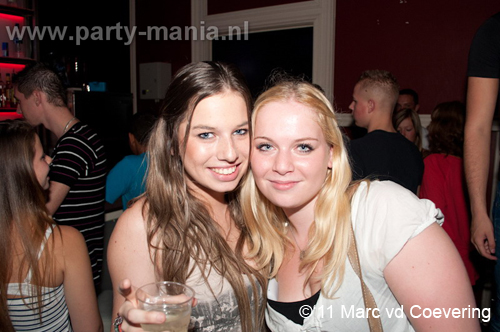 110826_013_maximaal_club_leparis_partymania_denhaag