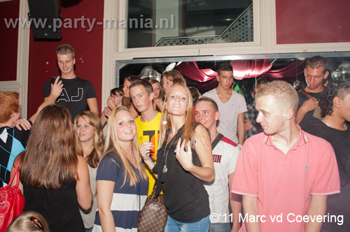 110826_022_maximaal_club_leparis_partymania_denhaag