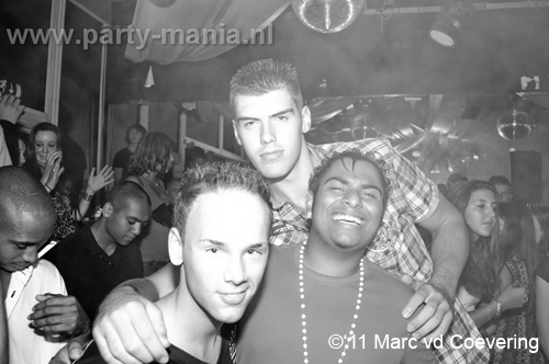 110826_023_maximaal_club_leparis_partymania_denhaag