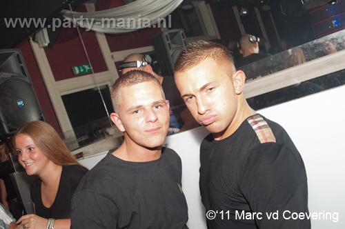 110826_028_maximaal_club_leparis_partymania_denhaag