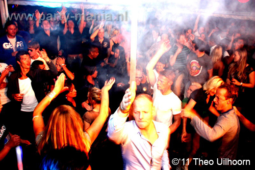 110827_044_bang_whoosah_partymania_denhaag