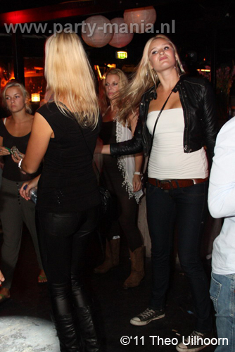 110827_062_bang_whoosah_partymania_denhaag