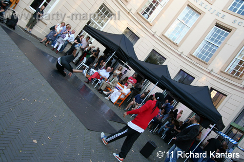 110903_001_museumnacht_partymania_denhaag