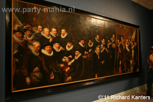 110903_057_museumnacht_partymania_denhaag