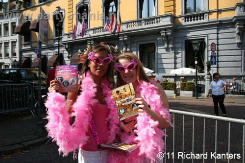110903_102_the_hague_pride_partymania_denhaag