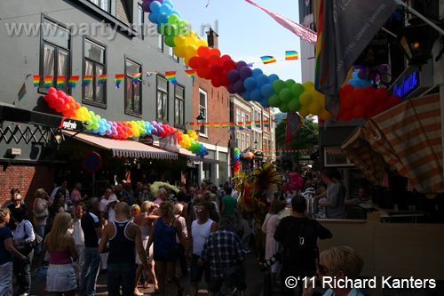 110903_109_the_hague_pride_partymania_denhaag